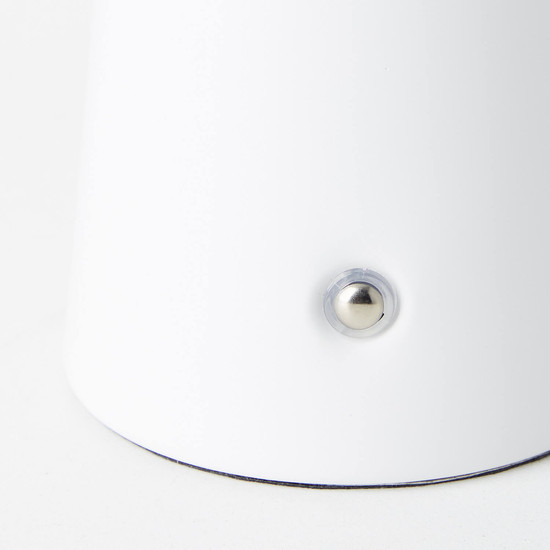 Brilliant Muffin LED Außentischleuchte 18,5cm 3W Warmweiß IP44 Weiß Matt USB G40895/75