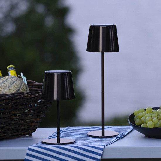 Brilliant Xaana LED Außentischleuchte 37cm 4W IP44 Schwarz Verchromt USB G40939/76