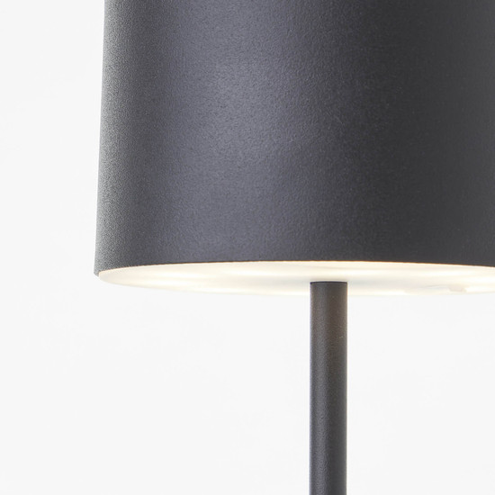 Brilliant Helio LED Tischleuchte LED 21cm 2W Warmweiß Schwarz USB G60181A06