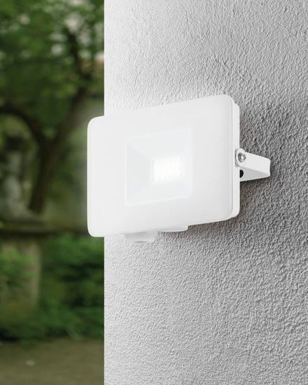 Eglo 33152 FAEDO 3 LED Außen-Wand-/Deckenleuchte 10W Weiss Tageslichtweiss IP65