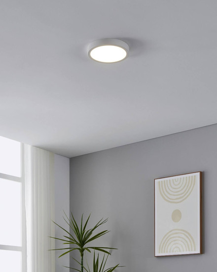 Eglo LED Aufbauleuchte Fueva 5 17W warmweiss 3000K Bewegungsmelder Weiss Stahl mit Sensor Ø21cm 901011