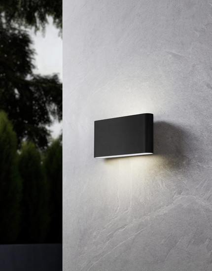 Eglo LED Außen-Wandleuchte Grutti 2-flammig 2x 5,8W CCT warm-/neutral-/tageslichtweiss 3000/4000/6500K IP65 Anthrazit Transparent Aluminium 17,5x9cm 901026