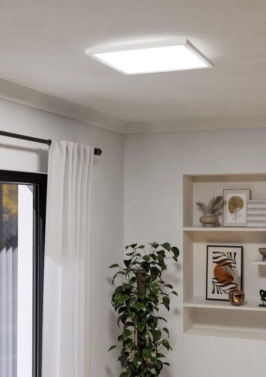 Eglo LED Deckenleuchte Rovito-R dimmbar 17,6W CCT warm-/tageslichtweiss 2700-6500K IP44 Weiss 39x39cm 901461