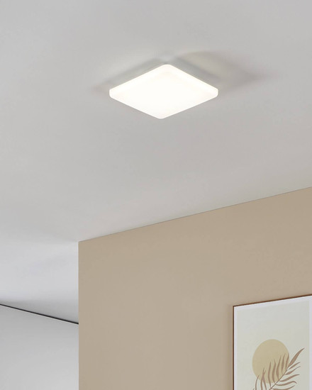 Eglo LED Deckenleuchte Castagneto 16,5W CCT warm-/neutral-/tageslichtweiss 2700/4000/6500K IP54 Weiss 26x26cm 901533