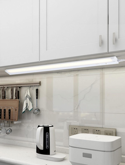 Eglo LED Unterbauleuchte Russcallo 13W CCT warm-/neutral-/tageslichtweiss 2700/4000/6500K Weiss 87x6cm 901996