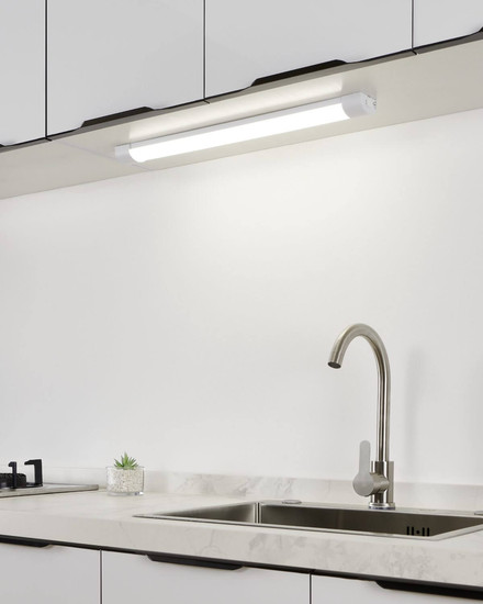 Eglo LED Unterbauleuchte Stracca 20W CCT warm-/neutral-/tageslichtweiss 2700/4000/6500K Weiss 57x6cm 902009
