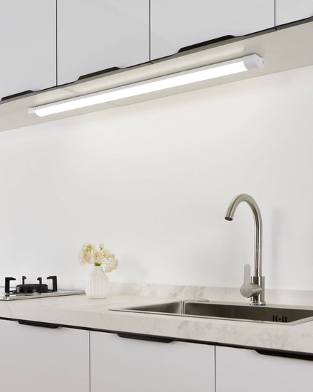 Eglo LED Unterbauleuchte Stracca 24W CCT warm-/neutral-/tageslichtweiss 2700/4000/6500K Weiss 97x6cm 902011