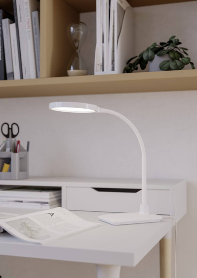 Eglo LED Tischleuchte Lauro dimmbar 5,5W CCT warm-/neutral-/tageslichtweiss 2700/4000/6500K Weiss 36x33,5cm 902178