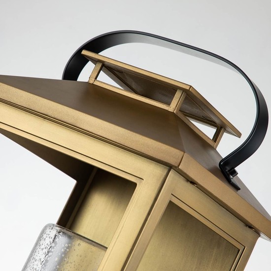 Elstead Atwater Außen-Außenwandleuchte E27 52cm Lackiertes Distressed-Messing Klar IP44 Anti-Meerwasser