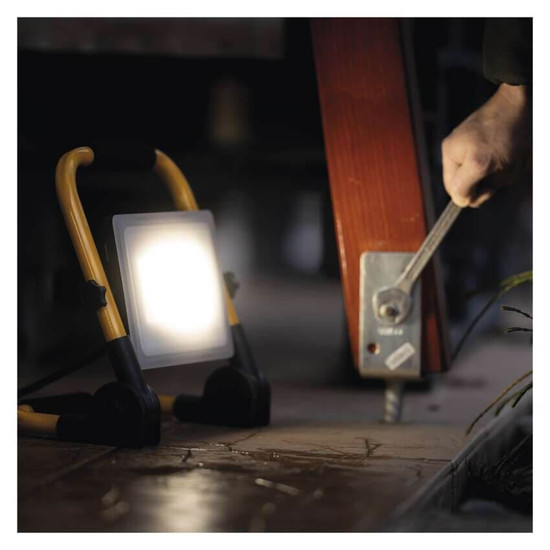 Emos LED Fluter Ilio 51W neutralweiss 4000K IP44 Schwarz Gelb Aluminium 27x18,5cm ZS3342