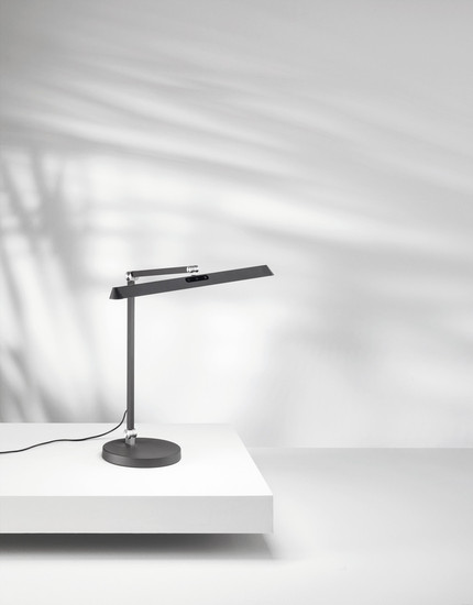 Fabas Luce Beba LED Tischleuchte 12W dimmbar steuerbare Lichtfarbe Anthrazit 3775-30-282