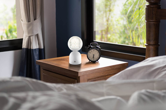 Globo Julsy LED Tischleuchte 2,50W CCT Weiß Matt, Metall Ø10,5cm 21007W