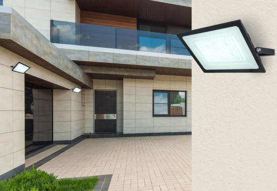 Globo Helga I LED Außenleuchte 100W Tageslichtweiß IP44 Schwarz, Aluminium Druckguss 19cm 34249-100B