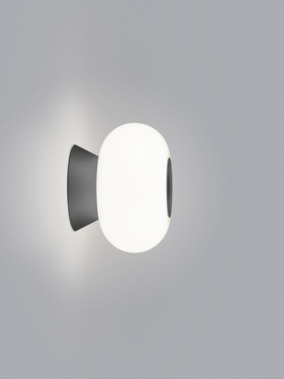 Helestra SAPO LED Wandleuchte 8W dimmbar 90Ra warmweiss Mattschwarz Aluminium Opalglas weiß