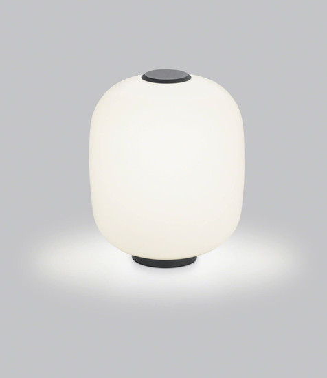 Helestra MILO LED Tischleuchte 18W dimmbar 90Ra warmweiss Mattschwarz Aluminium Opalglas satiniert