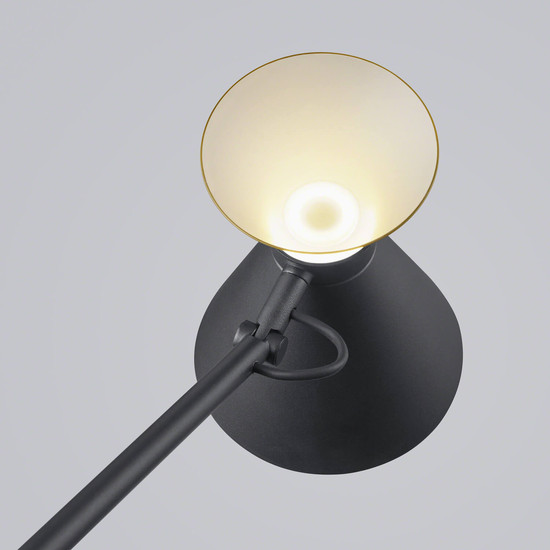 Helestra LUK LED Stehleuchte 10W dimmbar 90Ra warmweiss Schwarz-Gold Aluminium satiniert 169cm