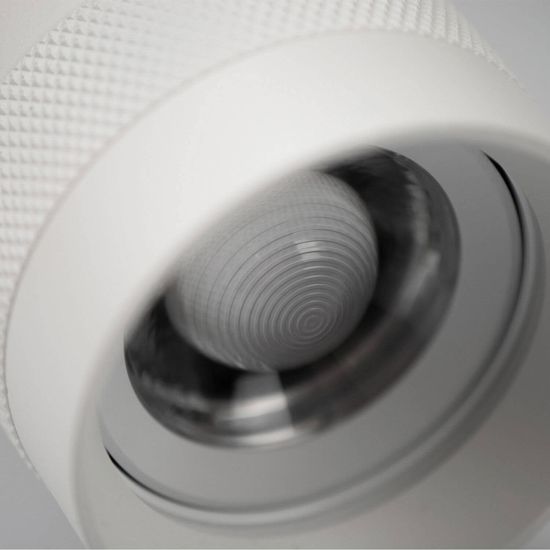 ISOLED 3-PH Schienen-Strahler fokussierbar, 8W, 20°-55°, weiß matt, 4000K