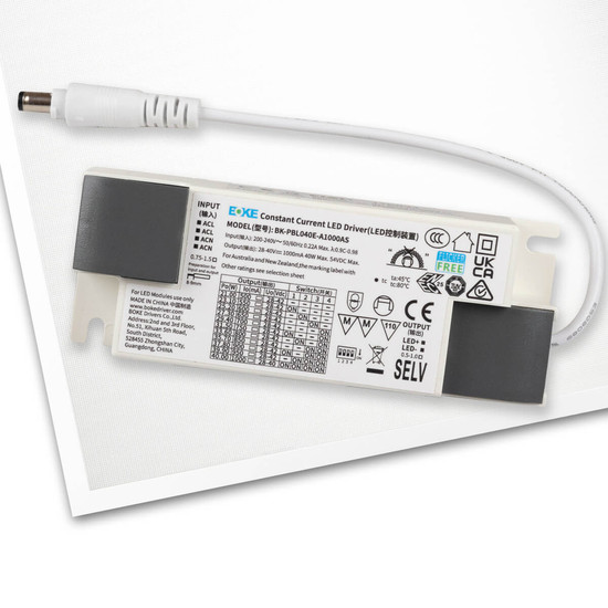 Isoled LED Panel Business Line 1200 UGR<19 2H/2H, 36W, weiß RAL9016, warmweiß, PowerSwitch 21-40W 116948