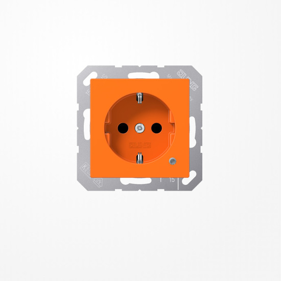 Jung ABA1520BFKOO SCHUKO-Steckdose, 16 A 250 V ~, mit Funktionsanzeige, SAFETY+, Thermoplast antibakteriell, Serie AS/A, orange (für ZSV)