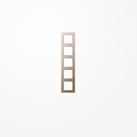 Jung AC585CH Rahmen 5fach, senkrechte und waagerechte Montage, Duroplast lackiert, A CREATION, champagner