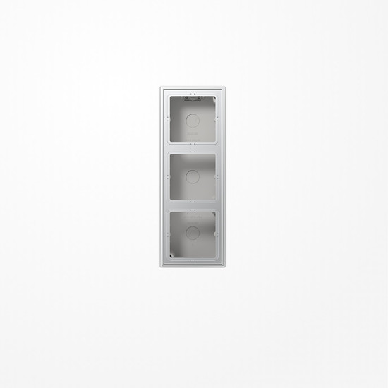 Jung AL2583A-L Aufputz-Kappe 3fach, Duroplast lackiert, Serie LS, Aluminium