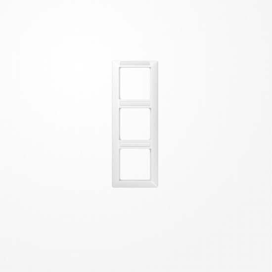 Jung AS583BFINAWW Rahmen 3fach, mit Fenster (sprühnebeldicht), senkrechte Montage, Thermoplast, AS 500, alpinweiß