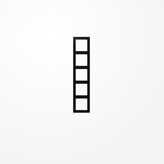 Jung LS985SWM Rahmen 5fach, senkrechte und waagerechte Montage, Duroplast lackiert, LS 990, graphitschwarz matt