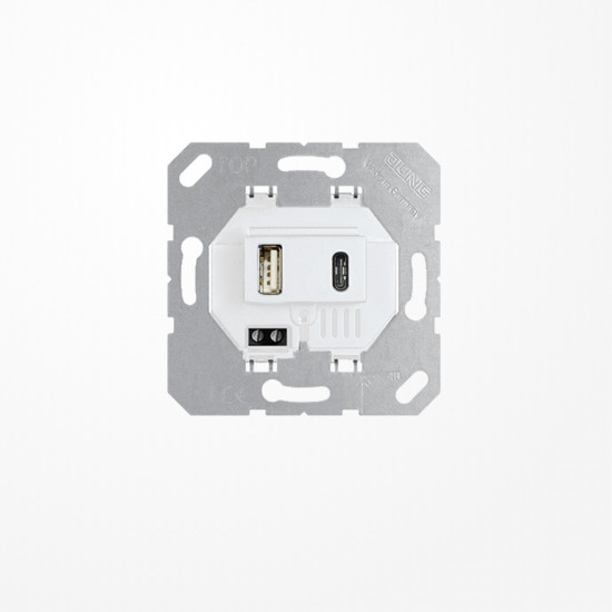 Jung USB15CAWW USB-Ladegerät, 1xTyp A + 1xTyp C, alpinweiß
