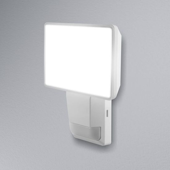 LEDVANCE LED Endura Pro Flood Sensor LED Fluter Weiss 15W 1500Lm 4000K IP55 4058075228788