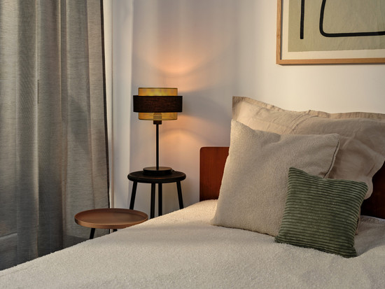 OSRAM Tischleuchte Decor Hornet Table 1XE27 Black 4058075847903