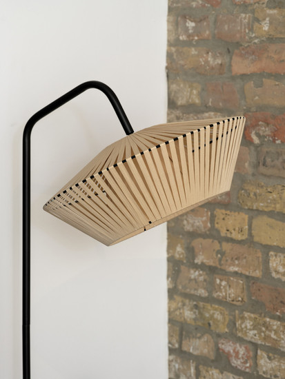 OSRAM Stehleuchte Decor Stripes Floor 1XE27 Beige 4058075848023