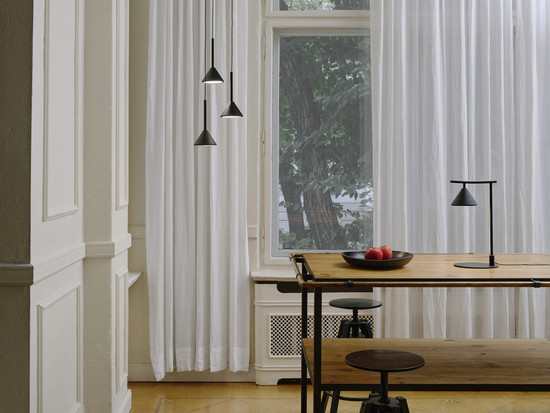 OSRAM LED Tischleuchte Decor Fuji Table 5W 930 Black Warm weiß 4099854454585