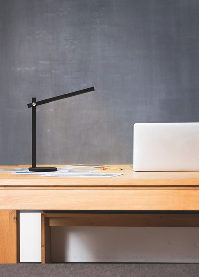 OSRAM LED Stehleuchte PANAN Alu CCT Black DIM Dimmbar Tunable White 4099854507434