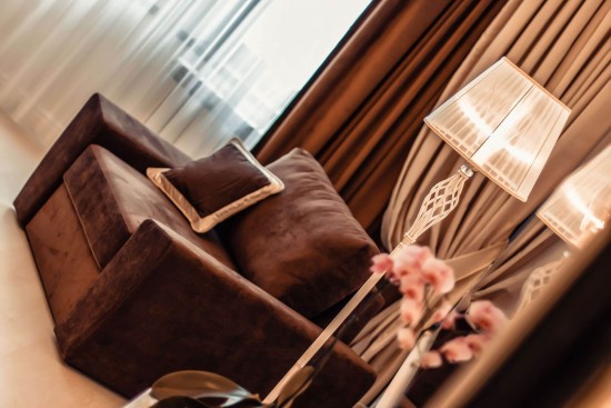 Maytoni Grace Stehleuchte, Stehlampe E14 Weiss, Gold Organza