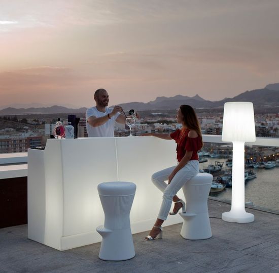 NewGarden CARMEN 165 LED Outdoor Stehlampe 165cm G13 Innen & Außen IP65