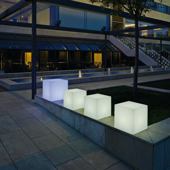 NewGarden CUBY 20 LED Leuchtwürfel 20cm + RGB, Akku, Fernbedienung Innen & Außen IP65