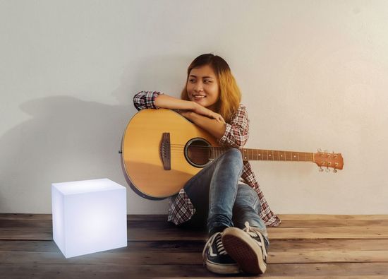 NewGarden CUBY 32 LED Terrassen-Leuchtwürfel 32cm E27 Innen & Außen IP65