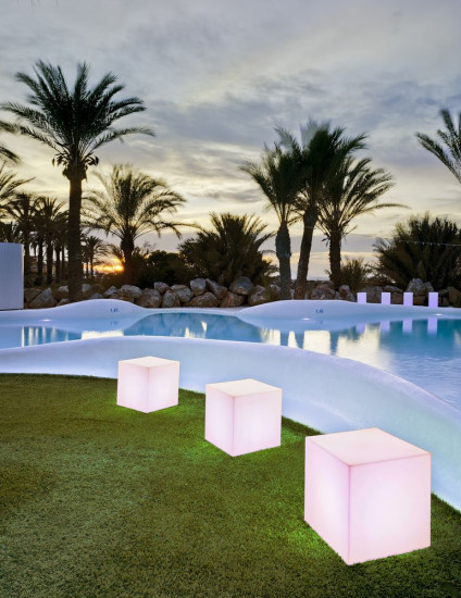 NewGarden CUBY 45 LED Garten und Balkon Leuchtwürfel, Lichtwürfel 40cm E27 Innen & Außen IP65