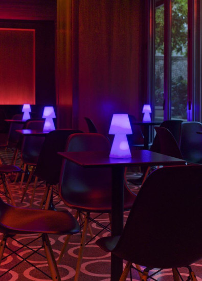 NewGarden LOLA 20 LED Tischleuchte RGB für 3 AAA Batterien