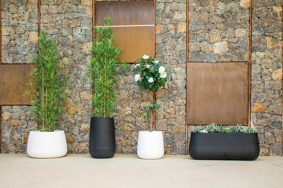 Newgarden CAMELIA 40 Pflanzengefäß groß rund ø39x39cm schwarz 33L außen