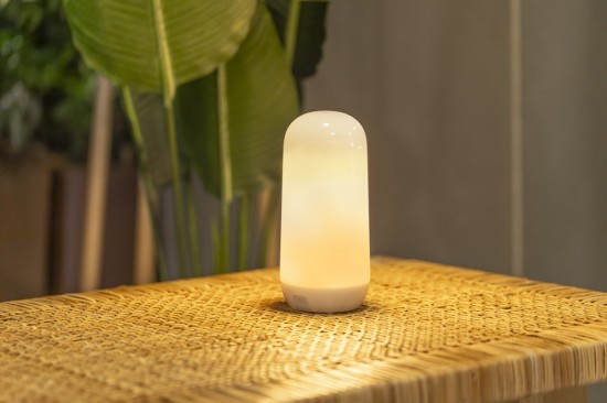 NewGarden CANDY LED Outdoor Tischleuchte 19cm + Akku, Fernbedienung Innen & Außen IP54