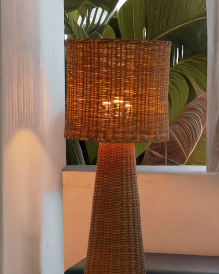 Newgarden Grace 140 Natur Stehleuchte aus Rattan, mit Jute-Kabel und E27 Fassung ø22x109 cm