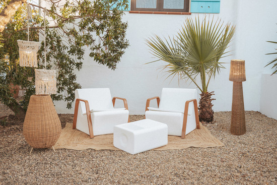 Newgarden Lola 110 Natur Akku Stehleuchte aus Rattan, warmweißes Licht, dimmbar, Fernbedienung ø22x109 cm