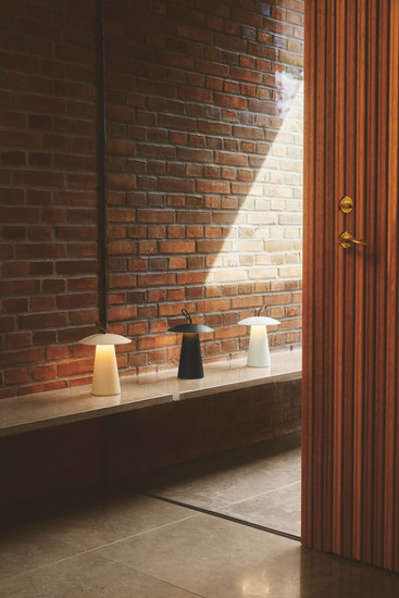 Nordlux 2318245001 ARA LED Akkuleuchte 2W Dimmbar Warmweiss Weiss IP54