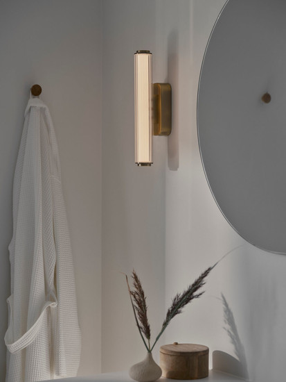 Nordlux LED Wandleuchte Virelle 32 Messing dimmbar 760lm 3000/4000K CCT warm-, neutralweiß 90Ra 32cm IP44 Metall 2610221035