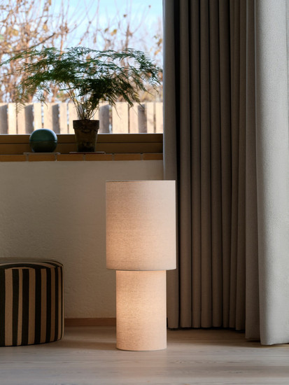 Nordlux Stehlampe Izara 60 Beige E27 Ø25cm Stoff 2612904009