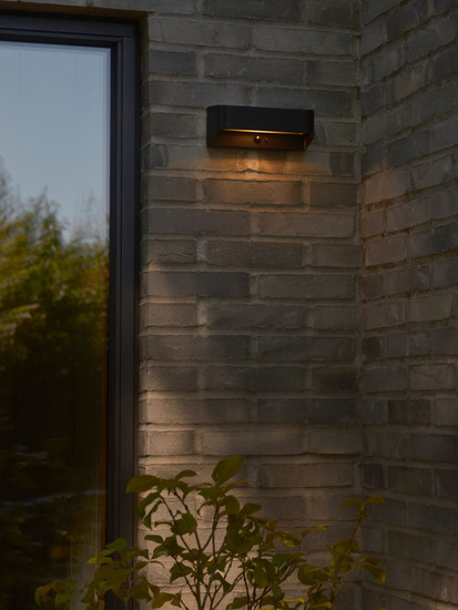 Nordlux LED Wandleuchte Marcellio Solar Schwarz Sensor 400lm 3000K warmweiß 22cm IP54 Aluminium 2618001003