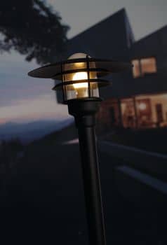 Nordlux 71428003 Lønstrup 32 Stehleuchte E27 Glas Schwarz IP44