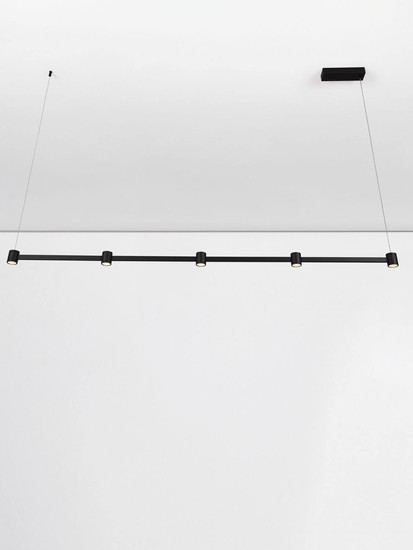 Nova Luce LED Pendelleuchte Puize dimmbar 30W warmweiss 3000K Schwarz Aluminium 156x6cm 9002052