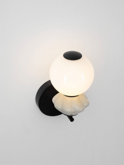 Nova Luce LED Wandleuchte Pallina dimmbar 6W warmweiss 3000K Schwarz Opal Hellgrau Glas Metall 28x19,5cm 9009306